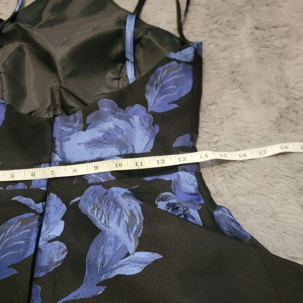 Xscape Dress Womens 6 Black Blue Floral Halter Fit & Flare‎ Jacquard Cocktail